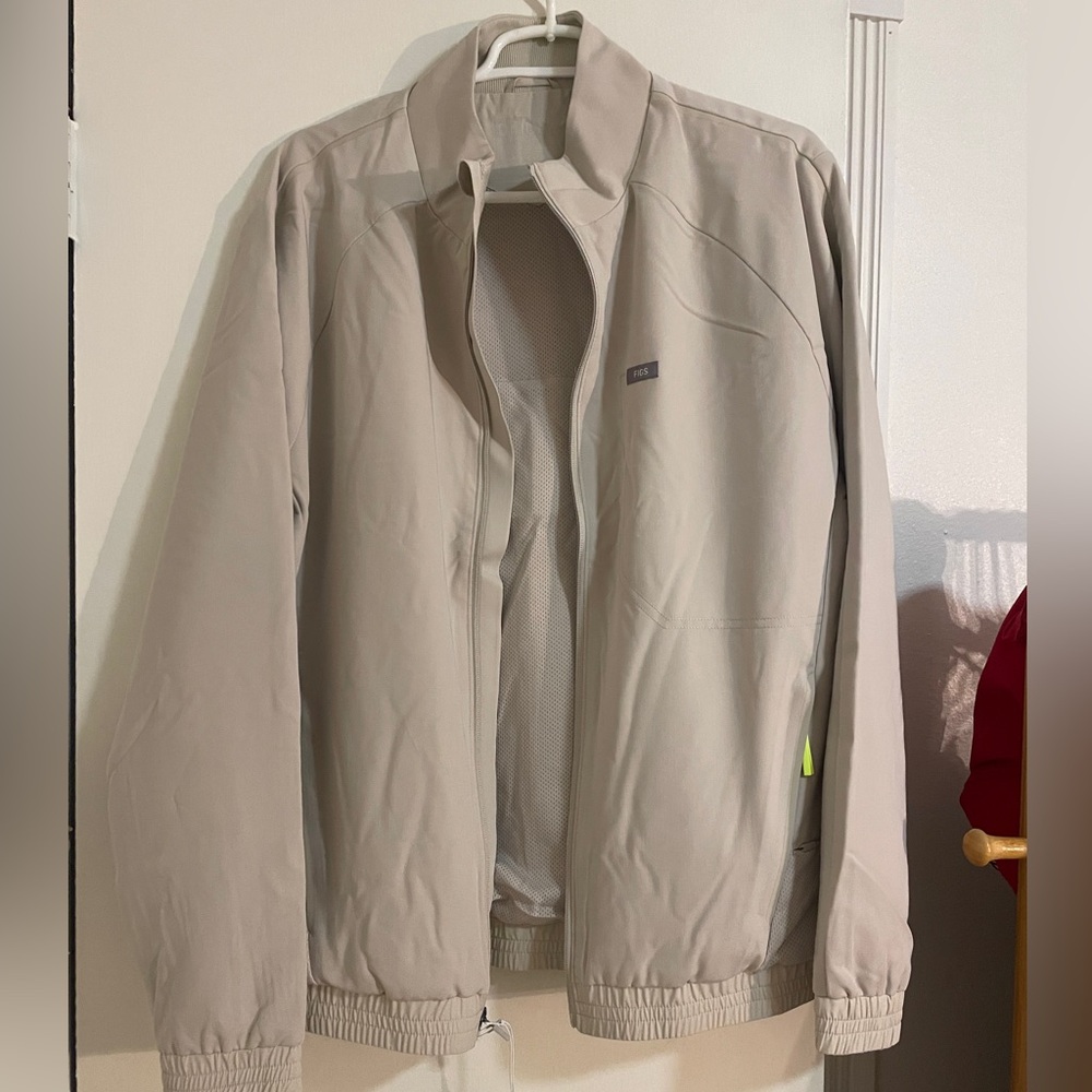 FIGS Cobaki Scrub Jacket